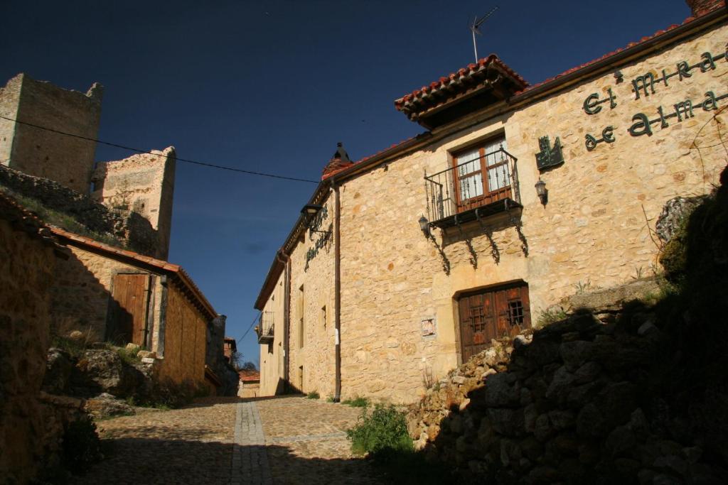 El Mirador De Almanzor Pension Calatañazor Buitenkant foto